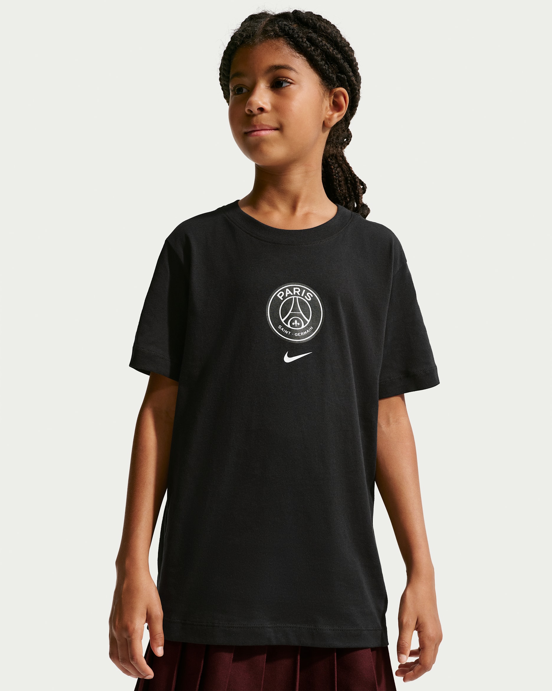 Paris Saint-Germain Older Kids' Nike Football T-shirt. Nike IL